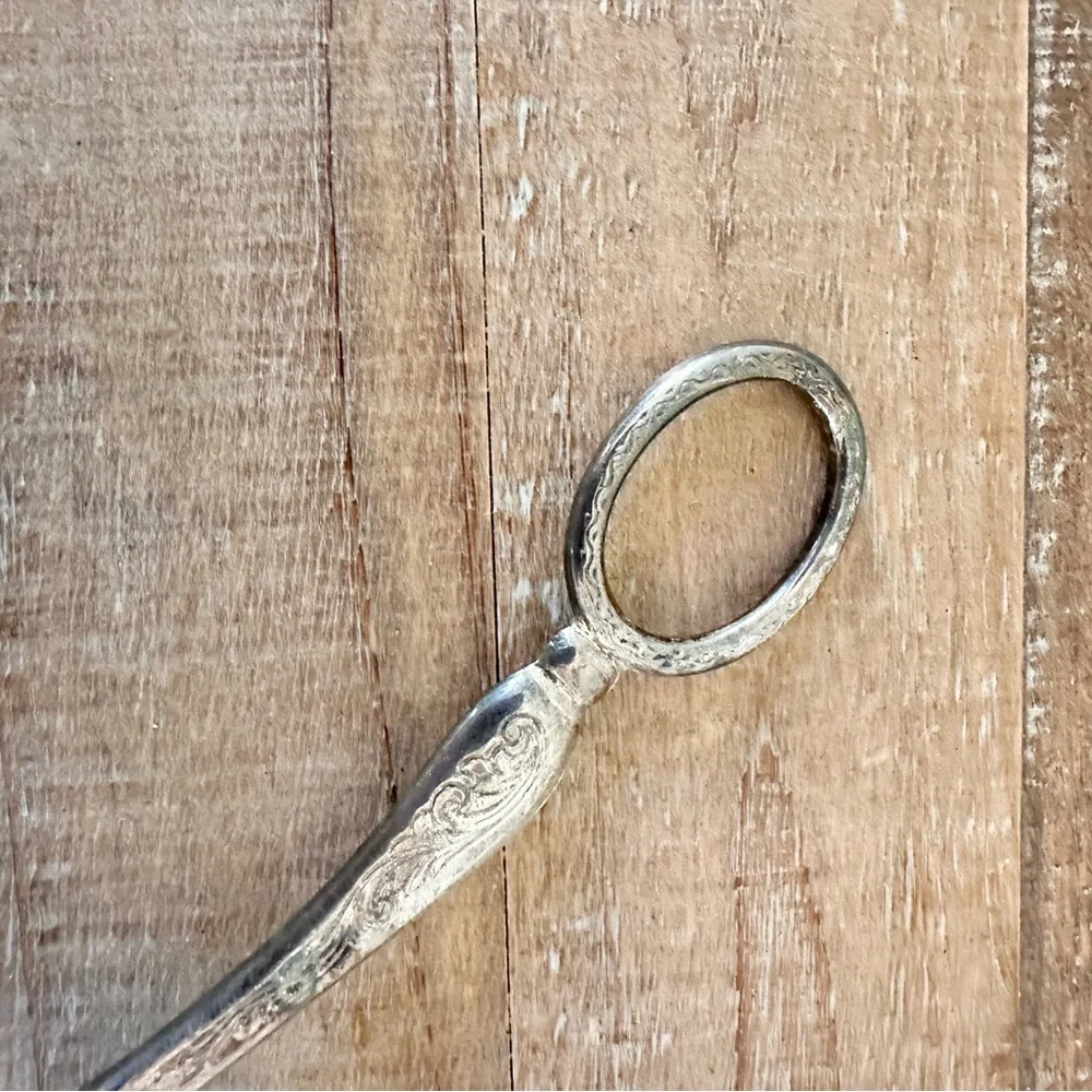Raymond Silver Plated Salad Tongs Vintage Scissor-style Italy Patina Salad Serve